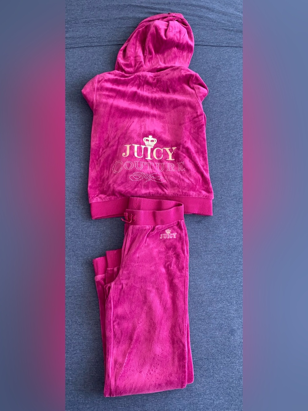 Big Girls Juicy Couture Fuchsia Velour Tracksuit with Gold Logo